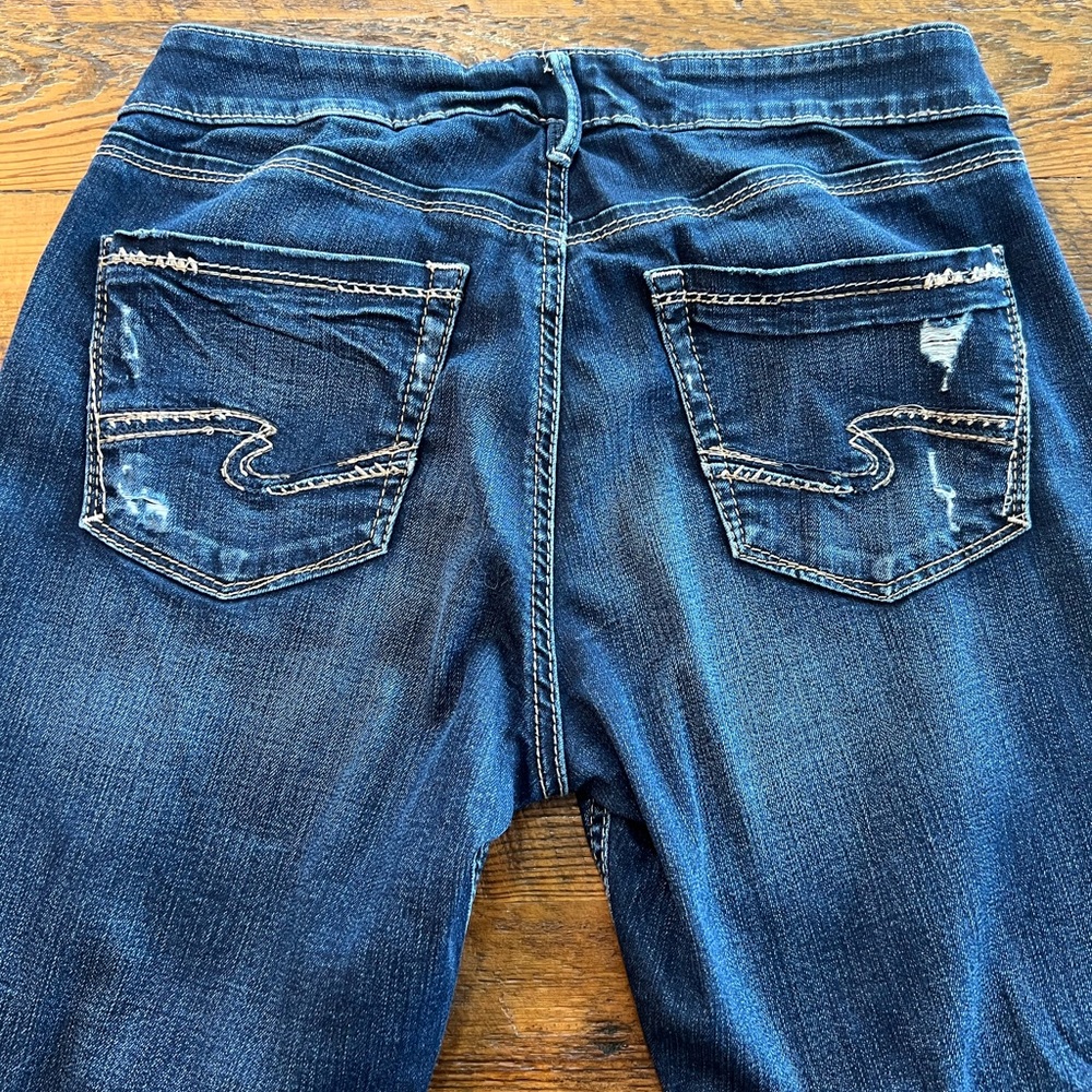 Silver Jeans - Picture 3 of 4